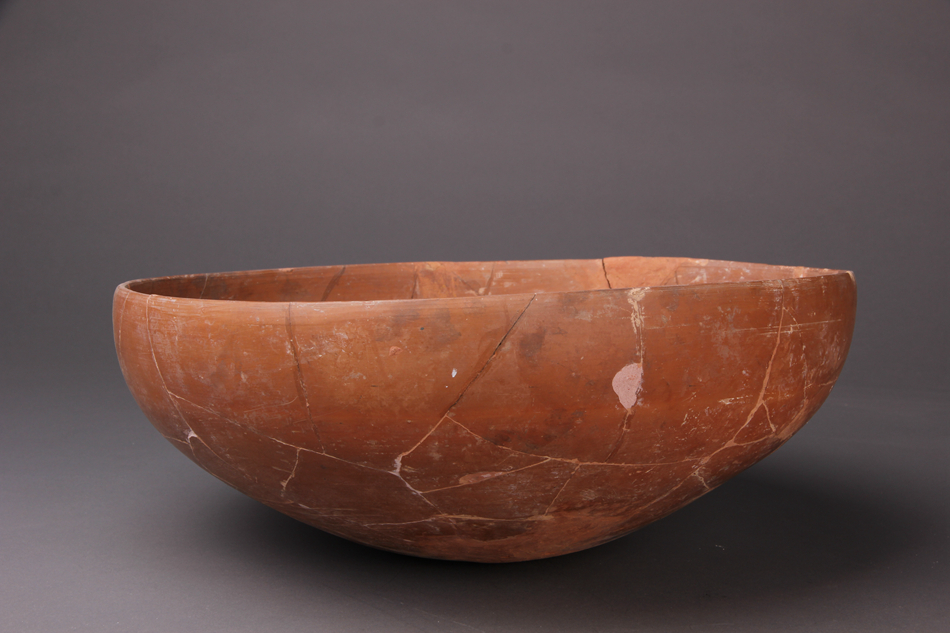 新石器时代仰韶文化半坡类型红陶圜底钵